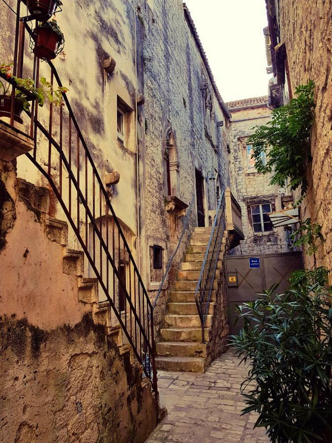 Apartment Kate Slatine Dış mekan fotoğraf